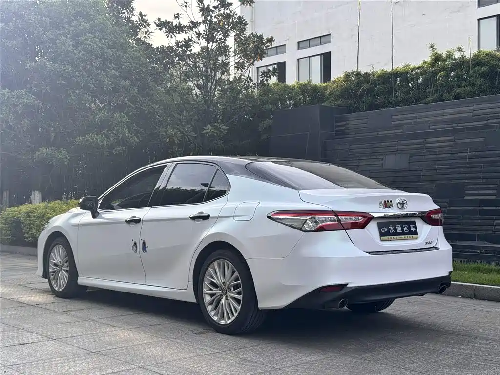 Toyota Camry 2019 2.5G Luxury Edition China VI фото 11