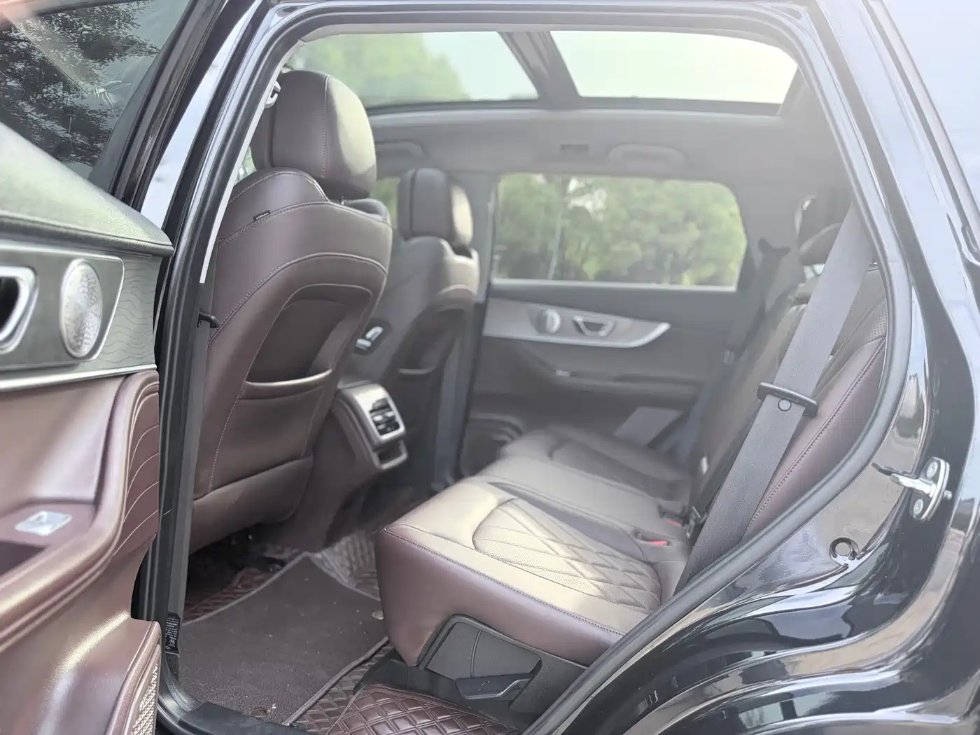 Chery Tiggo 8 PRO 2023 2022 290T 2WD Vast Version 5-Seater