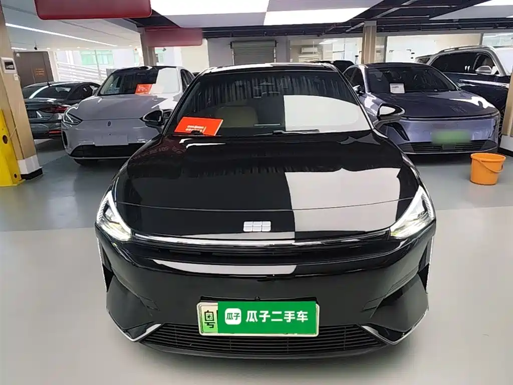 Geely Galaxy Galaxy L6 2024 125km PLUS Soaring Dragon Edition фото 3