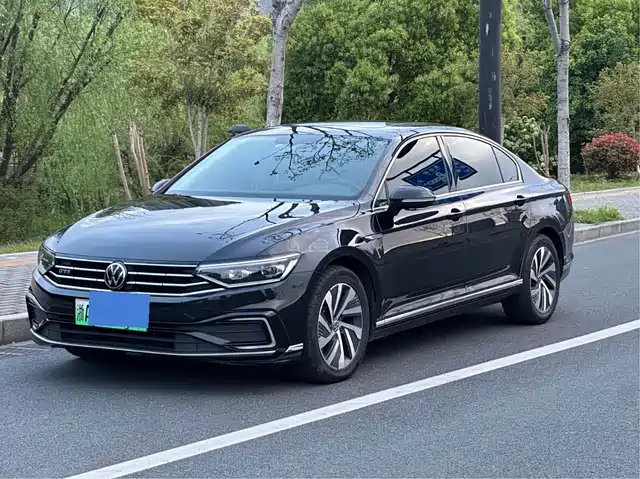 volkswagen magotan-gte-plug-in-hybrid