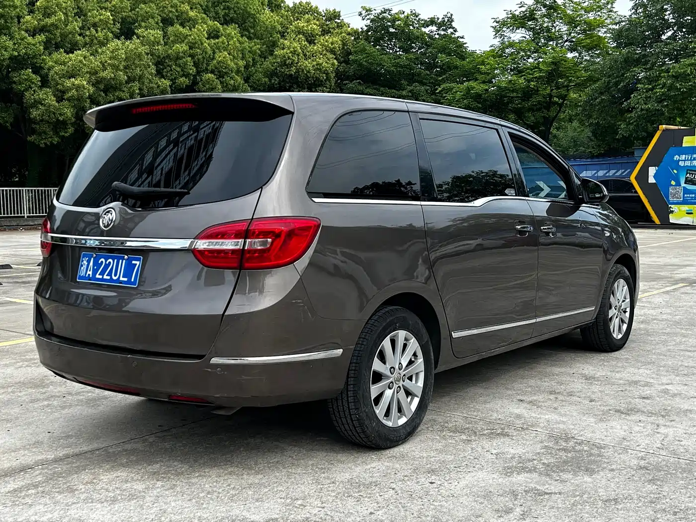 Buick GL8 2017 25S Luxury China V фото 4