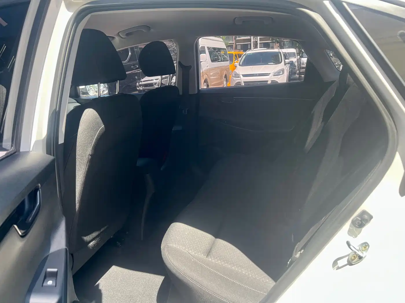 Hyundai Elantra 2020 1.6L Auto GL Pleasing Edition фото 10