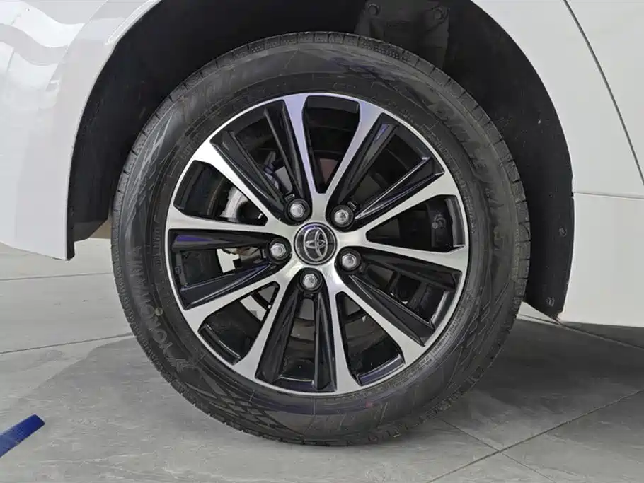 TOYOTA LEI LING