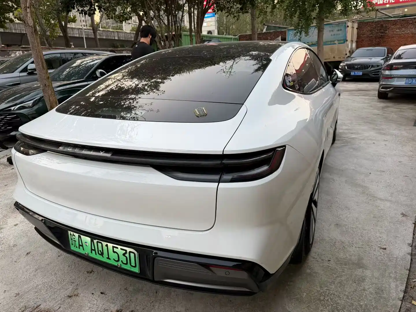 Фото 9 - Geely Galaxy Galaxy E8