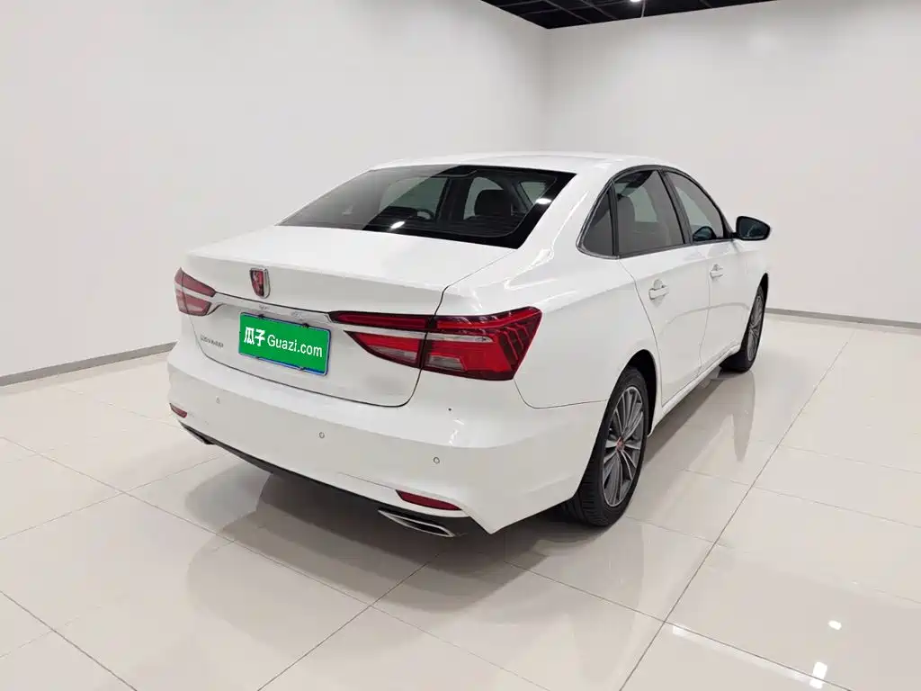 Roewe i6 2019 2020 PLUS 1.6L CVT 4G Connected Glory Flagship Edition