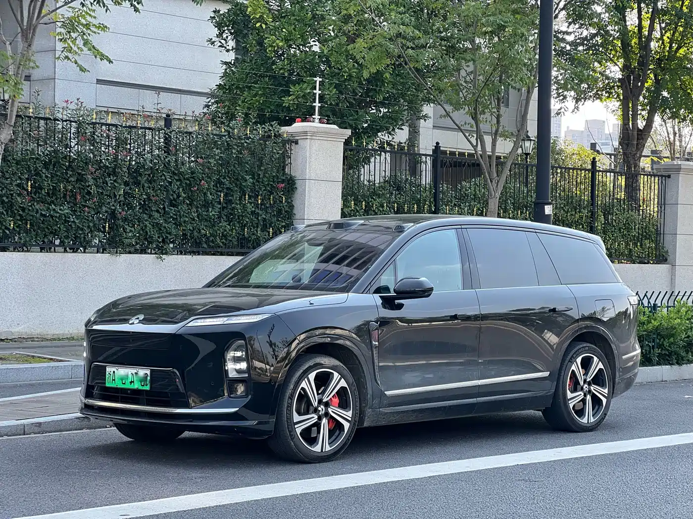 NIO NIO ES8 2025 Model 6-Seat Executive Luxury Edition