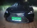 Фото 2 - Lexus ES