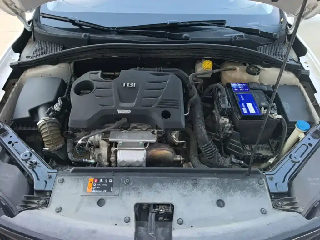 Photo 20 - Roewe i5