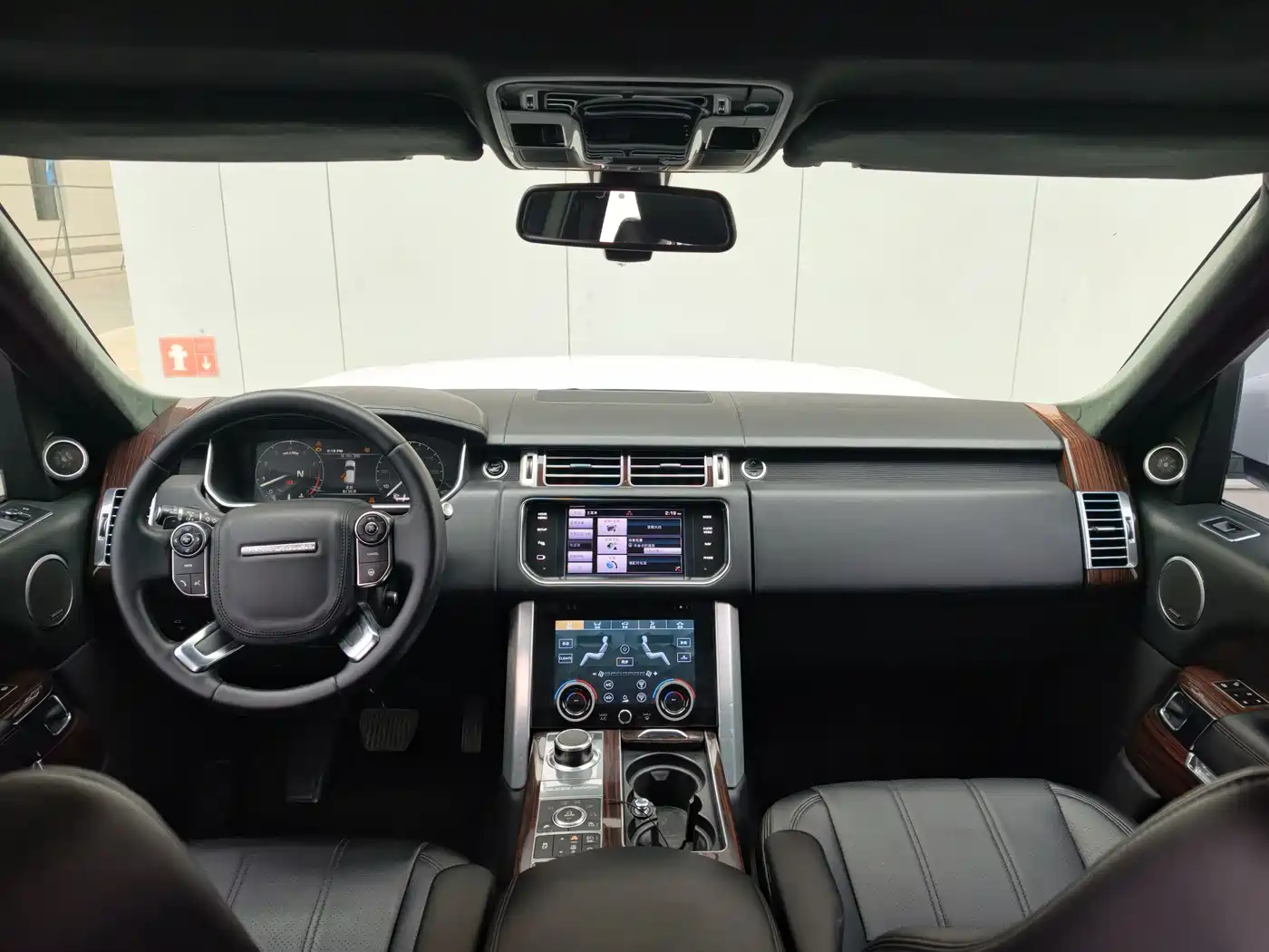 Land Rover Range Rover 2015 3.0 SC V6 Vogue фото 9