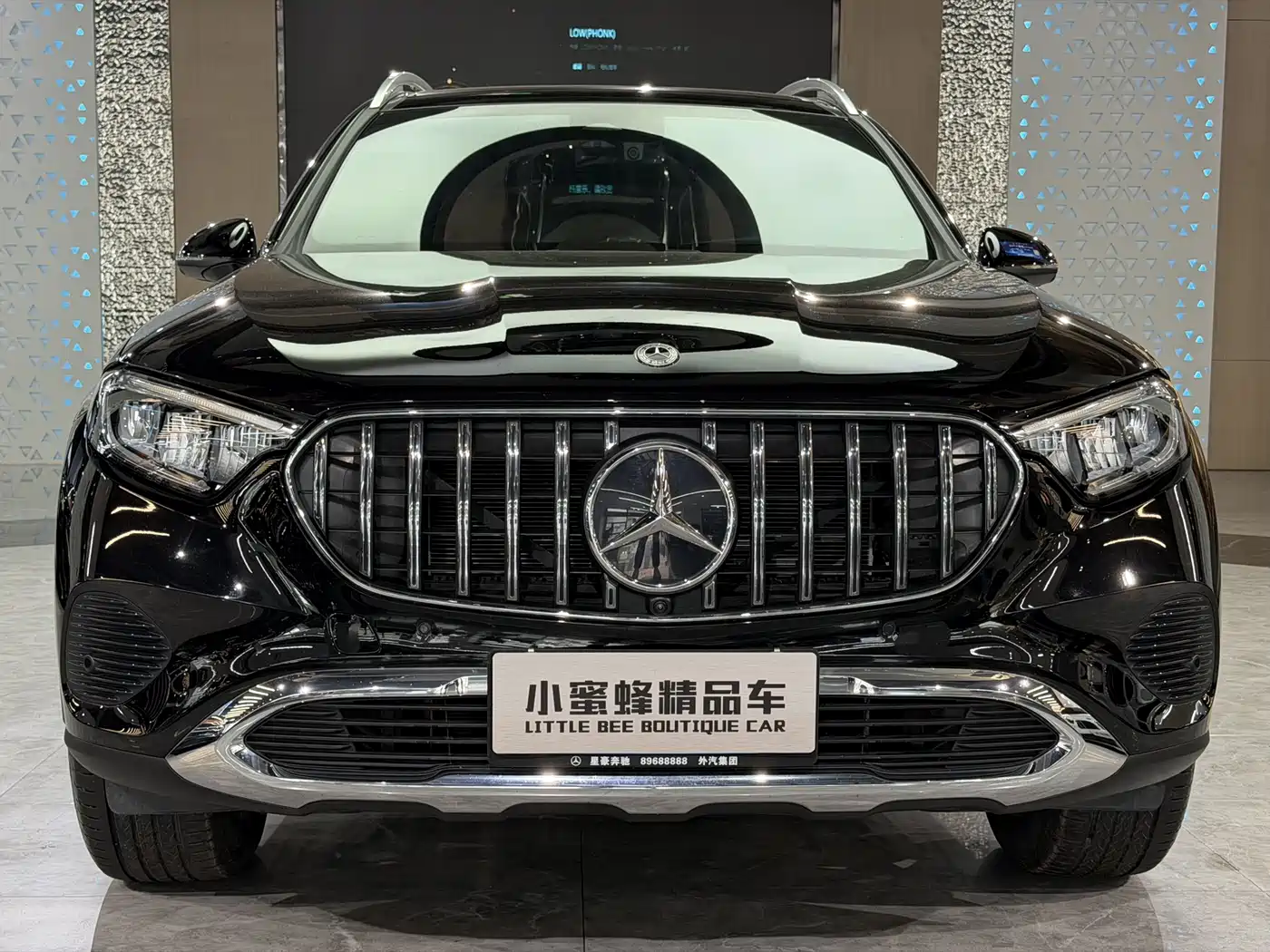 MERCEDES-BENZ GLC