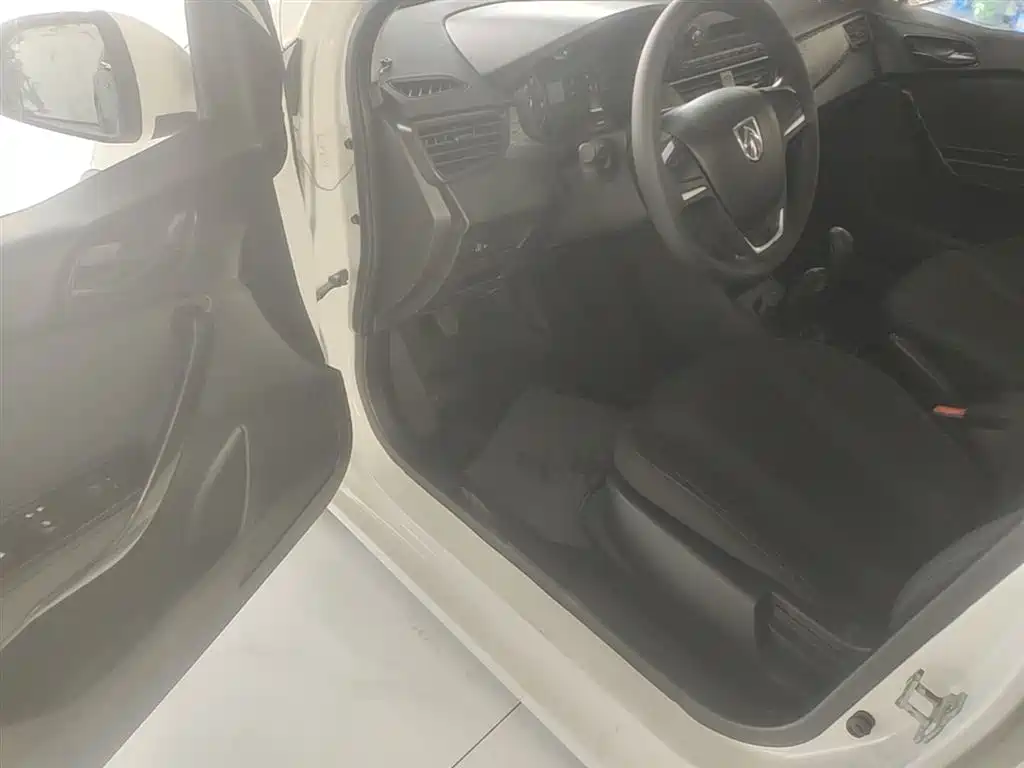 Baojun 310 2018 2016 1.2L Manual Comfort Model