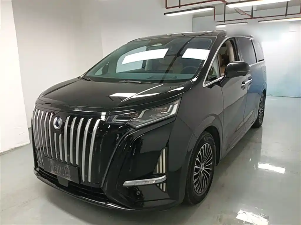 Denza D9 2022 EV 600 4WD Prestige Model