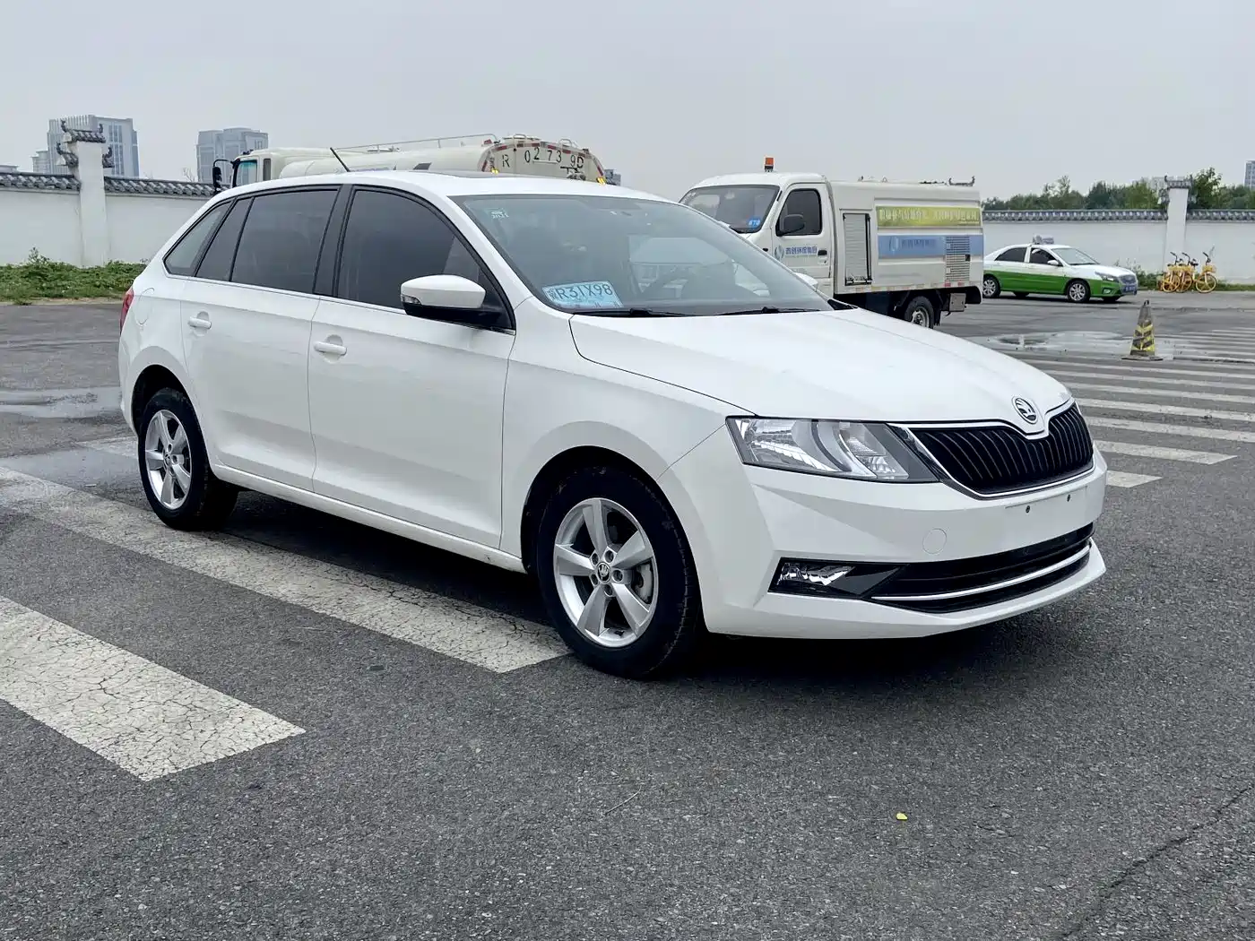 Škoda Skoda Rapid Spaceback 2019 Facelift 1.5L Automatic Comfort Version China VI фото 3