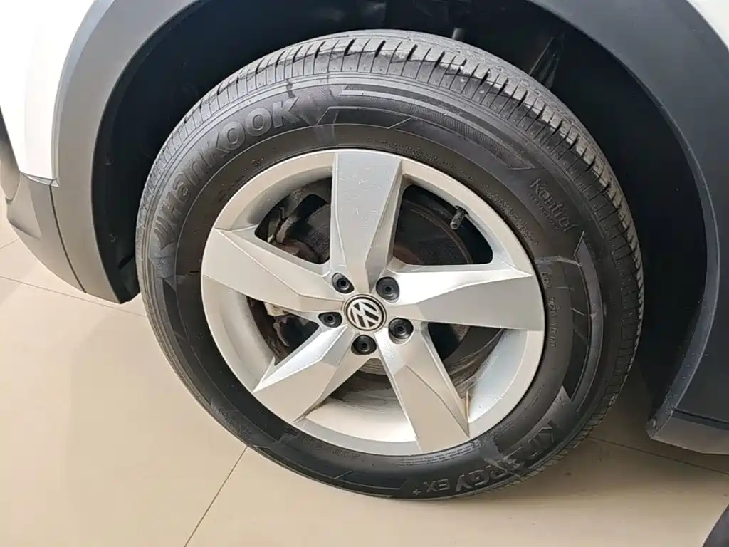 صورة 23 - Volkswagen T-Cross