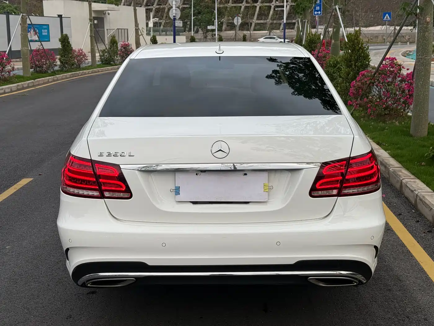 Mercedes-Benz E-Class 2015 E 260 L Sport фото 5