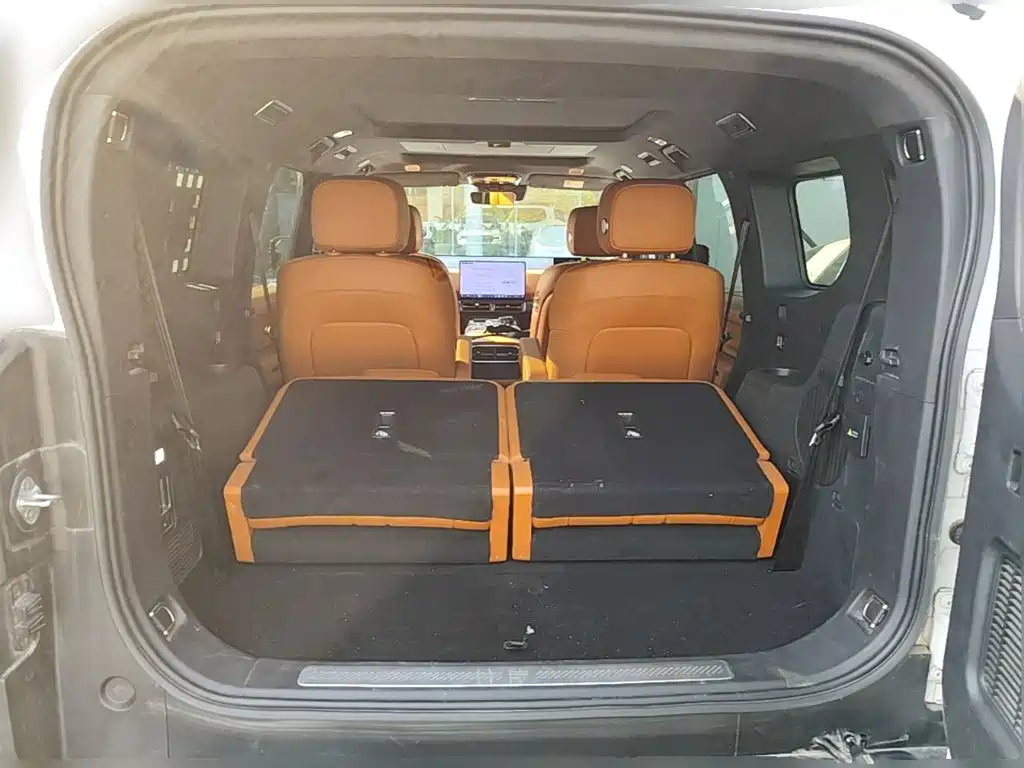 Jetour X70 Jetour Zongheng G700 2026 2025 Base Model 6-seater