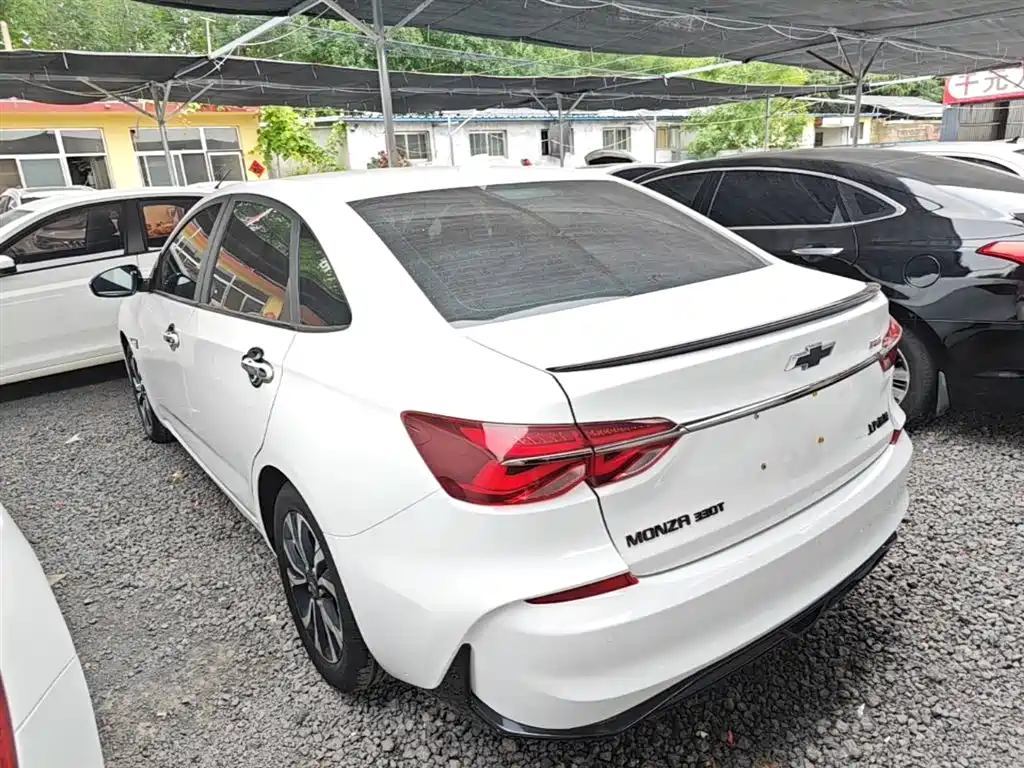 Chevrolet Monza 2019 RS 330T Auto Smooth Edition China VI фото 5