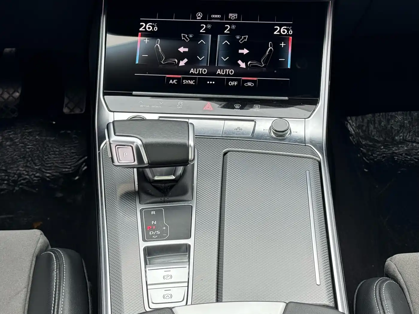 Audi A6L 2024 45 TFSI Premium Dynamic фото 12