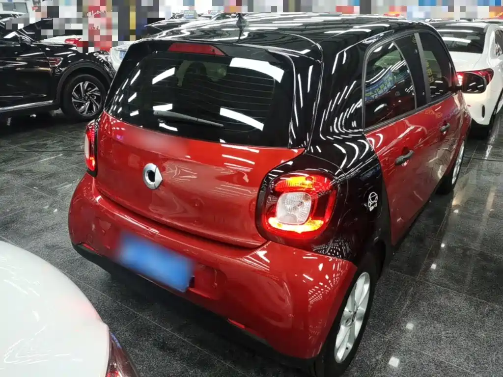 smart forfour 2018 2018 1.0L 52kW Agile Edition