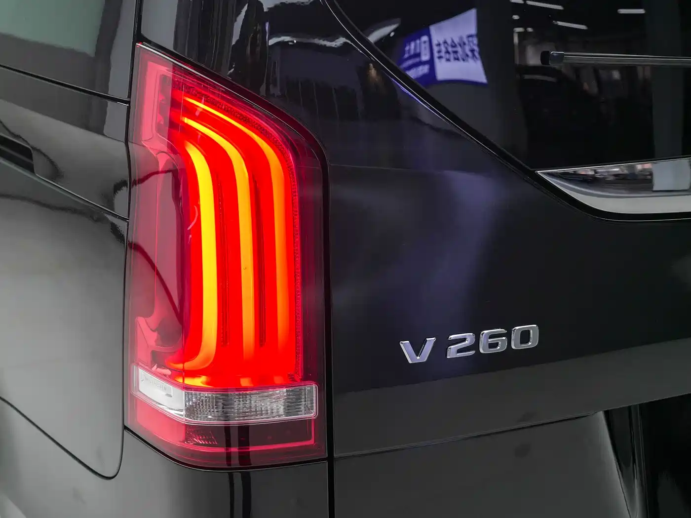 Mercedes-Benz V-Class 2021 V 260 Pilot Edition фото 23