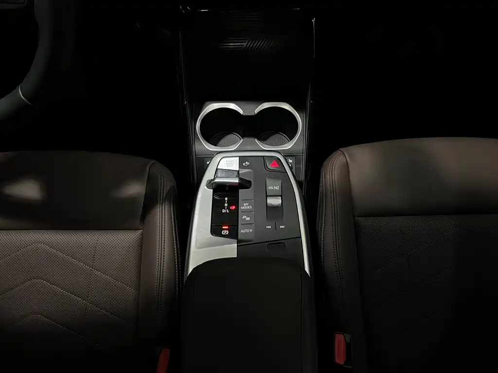 BMW X1 2023 sDrive20Li X Design Package фото 17