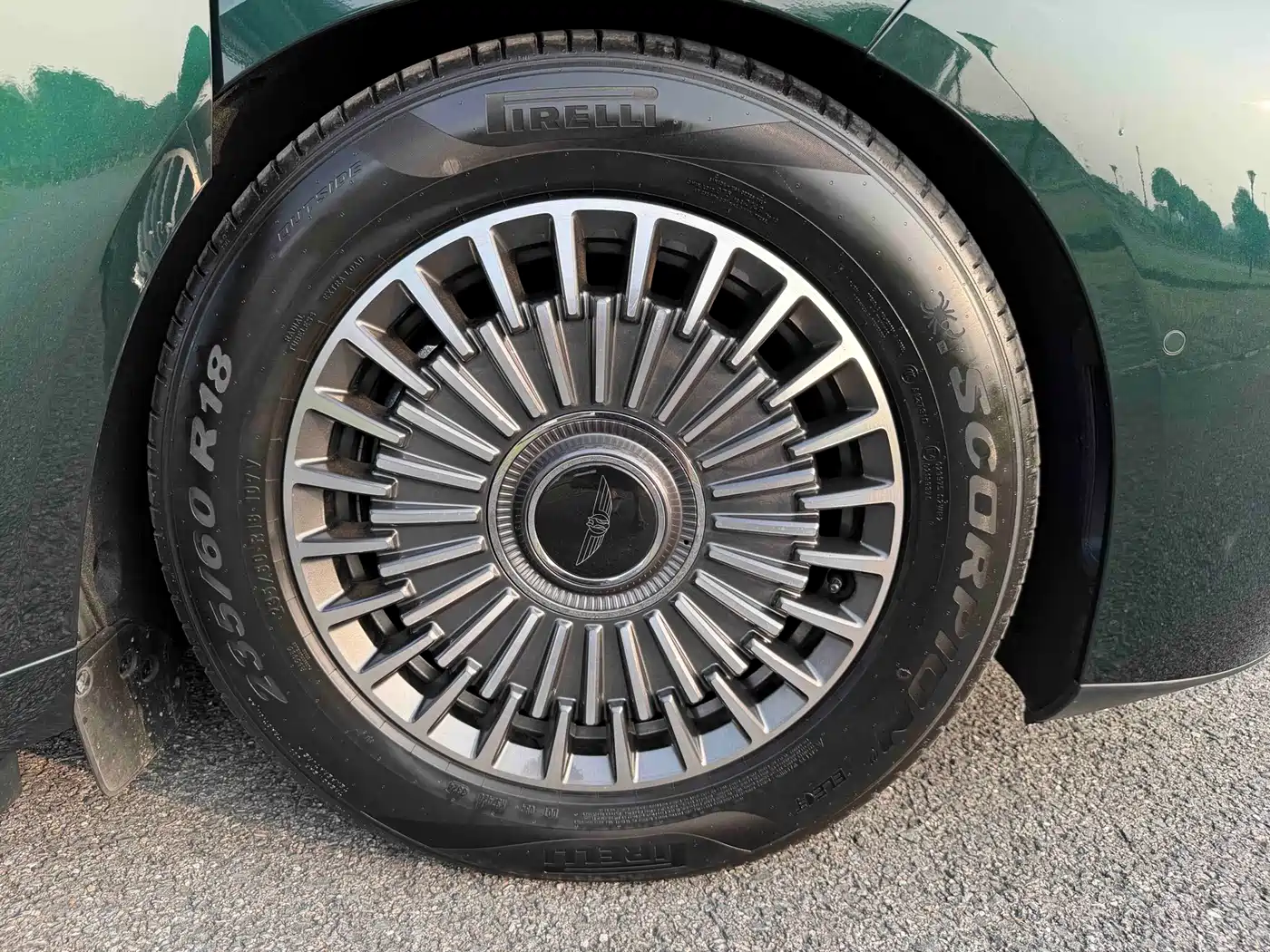 Geely Galaxy Yizhen L380 2025 Model 805km Flagship Edition AWD фото 36