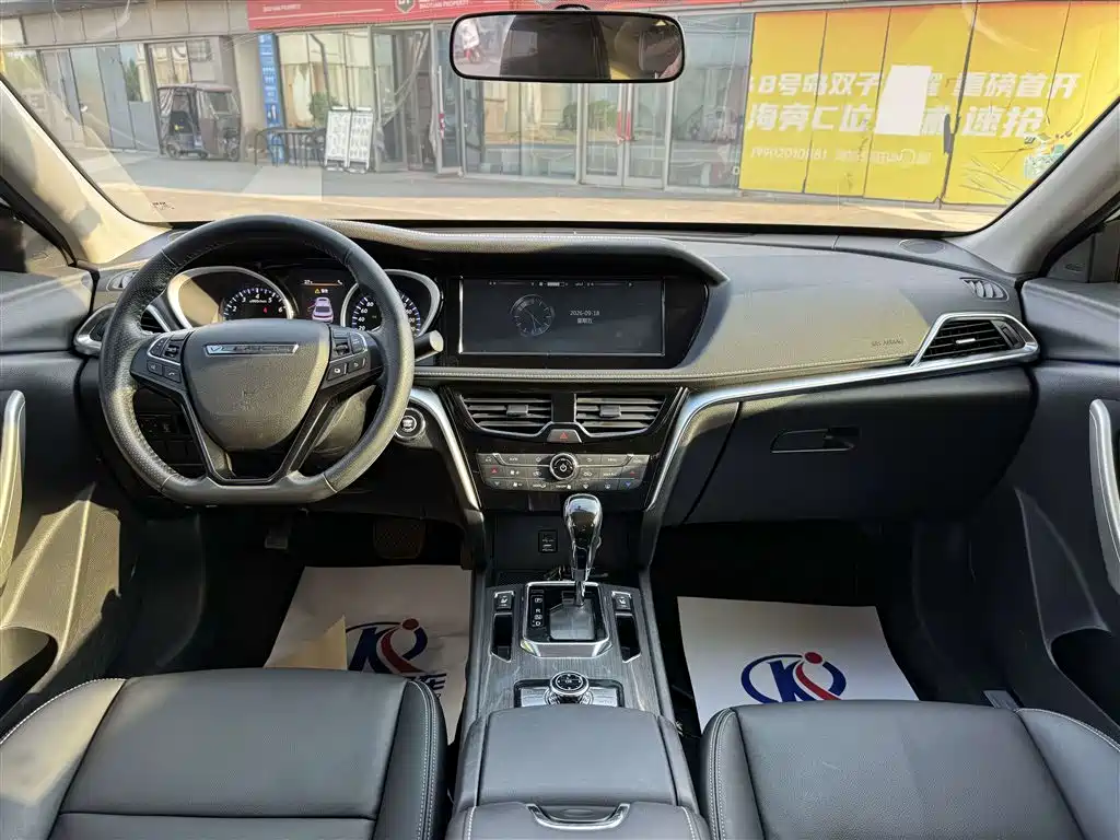 Venucia T90 2017 2017 2.0L CVT Leading Edition