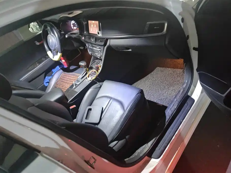 Kia K5 2016 1.6T Automatic LUX фото 8