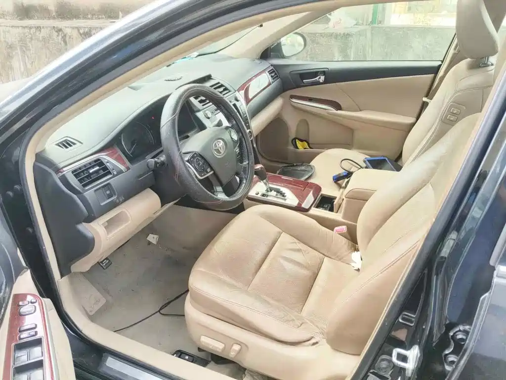 Toyota Camry 2012 2012 2.0G Luxury Edition