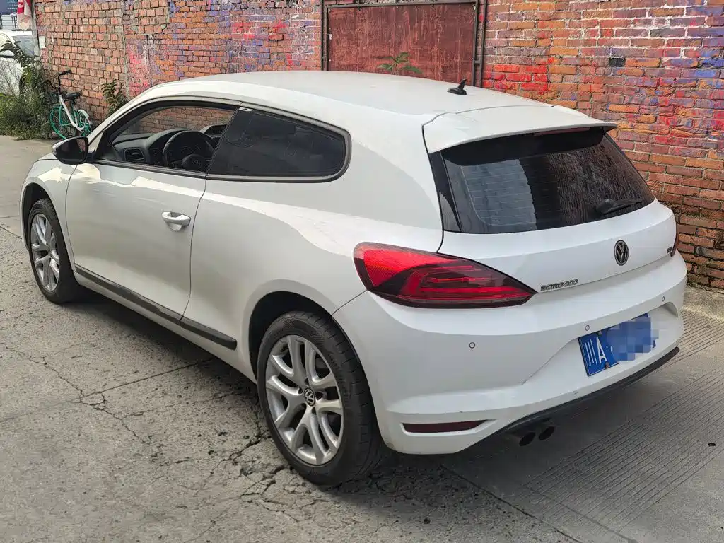 Фото 4 - Volkswagen Scirocco