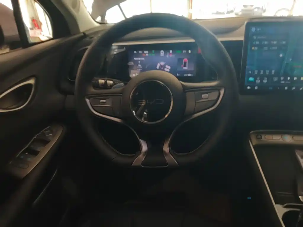 BYD Hai Shi 05 EV 2025 2025 520KM Smart Navigation Edition