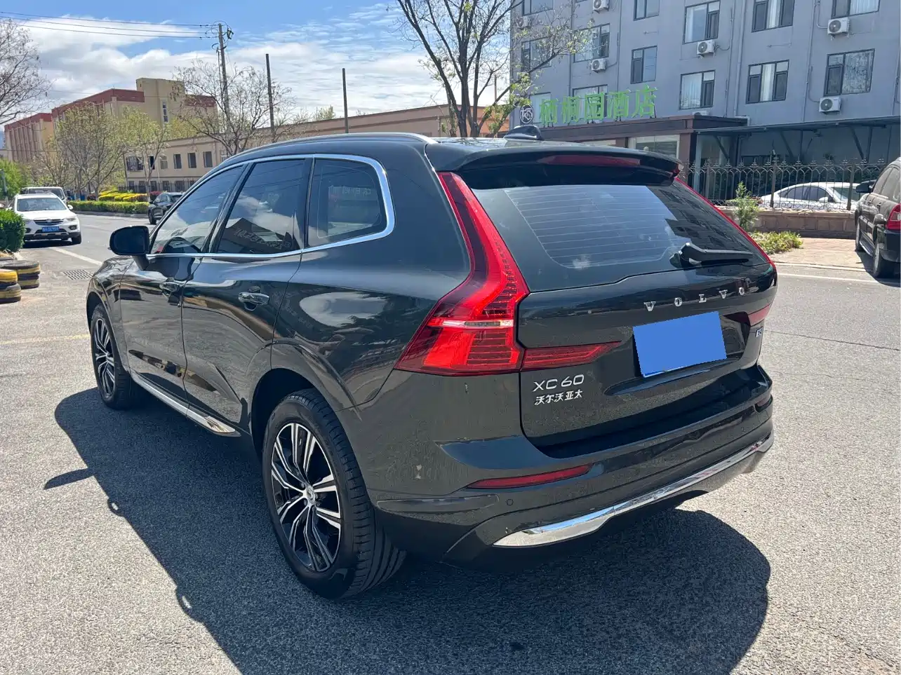 VOLVO XC60