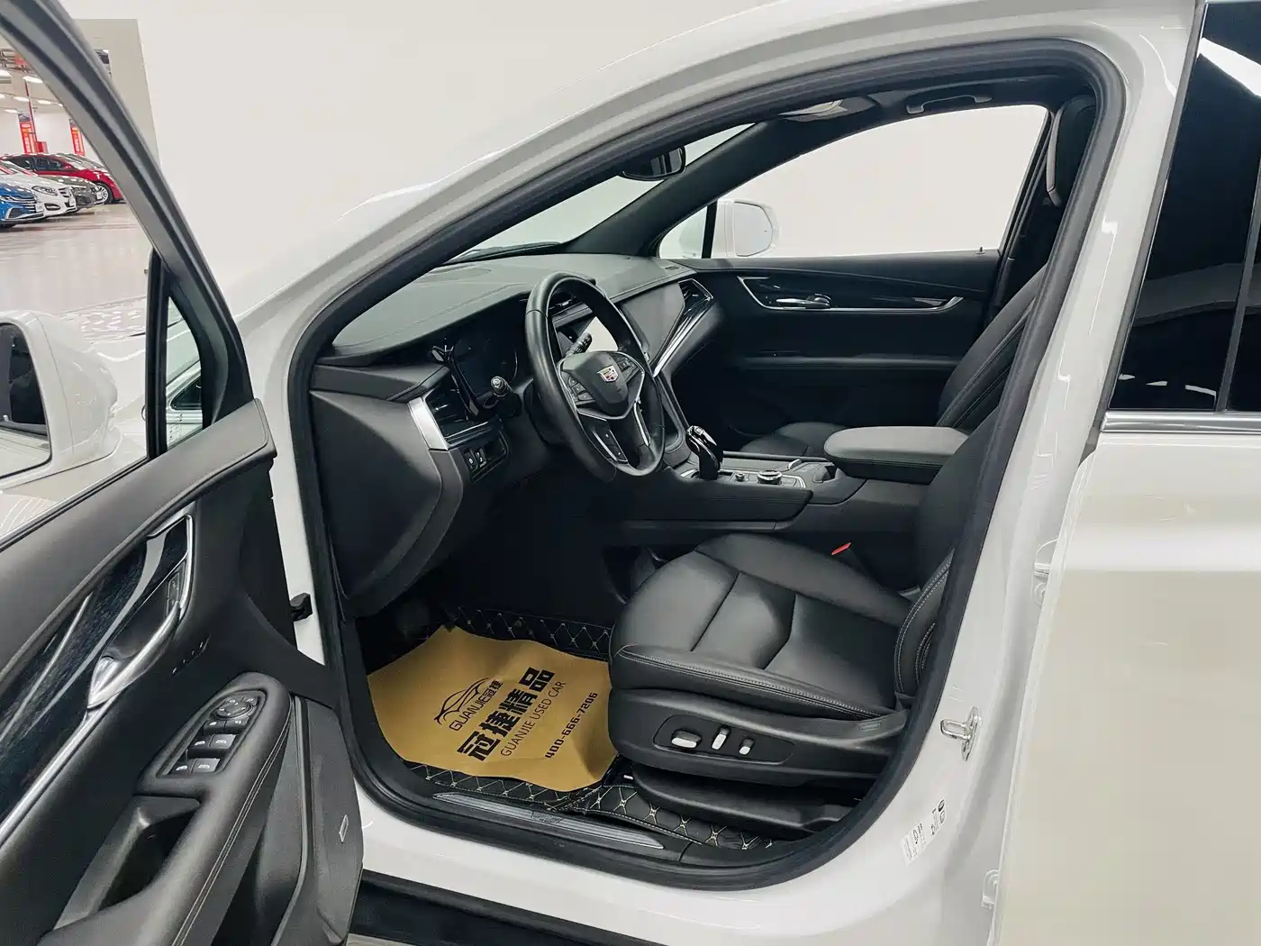 Cadillac XT5 2023 2.0T 2WD Fashion Edition фото 4