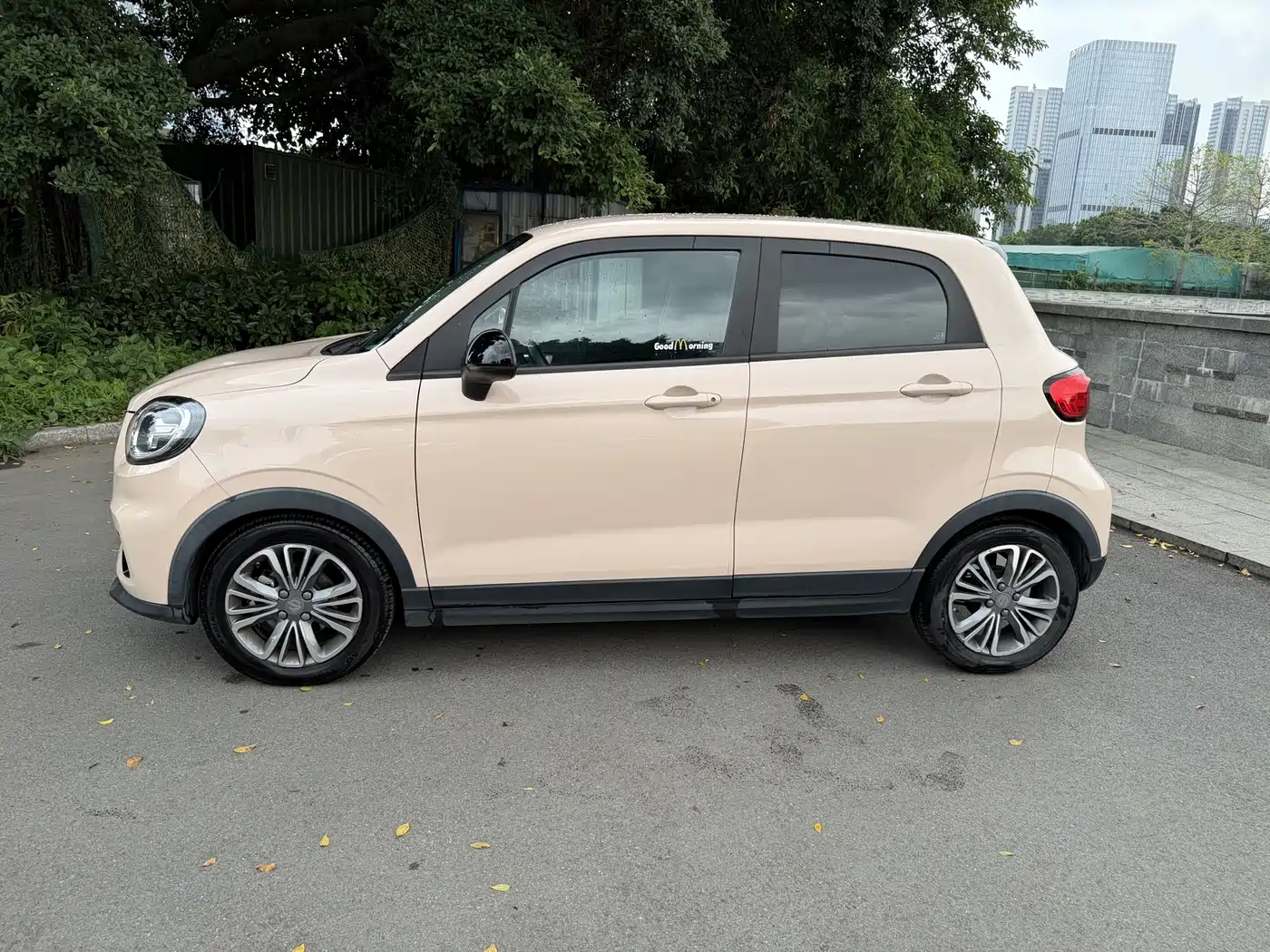 ZERO-RUNNING CAR ZERO RUN T03