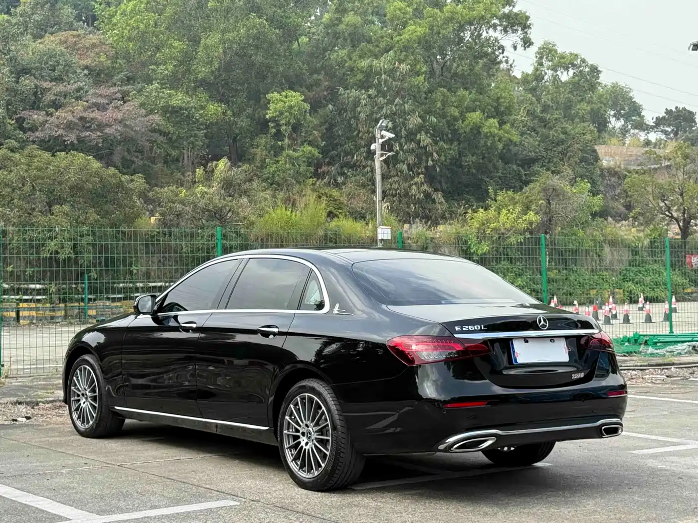 Mercedes-Benz E-Class 2023 E 260 L фото 10