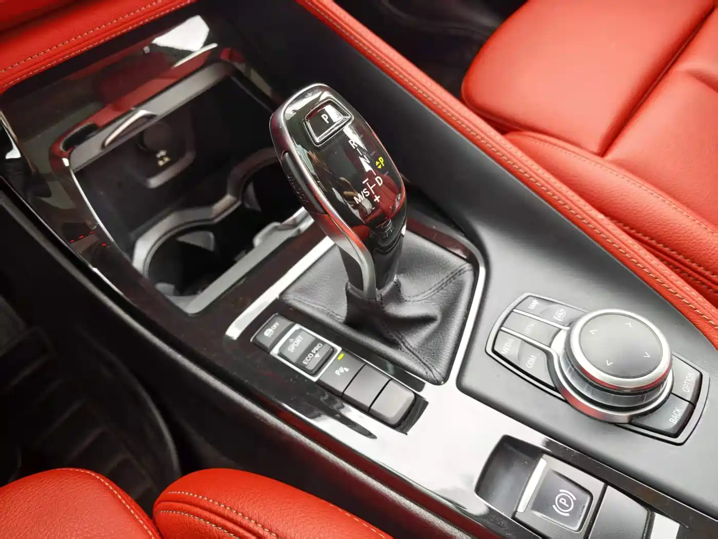 Photo 5 - BMW X2
