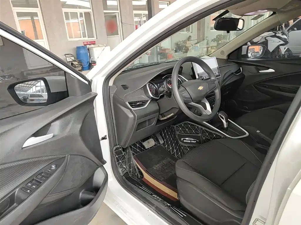 Chevrolet Cavalier 2020 325T Automatic Joy Edition фото 16