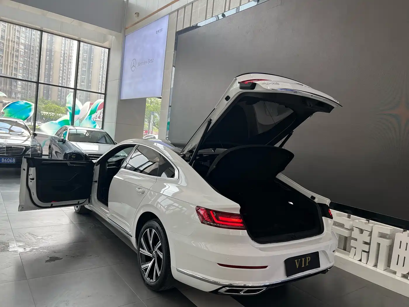 Volkswagen FAW-Volkswagen CC 2021 380TSI Eye-catching Edition фото 20