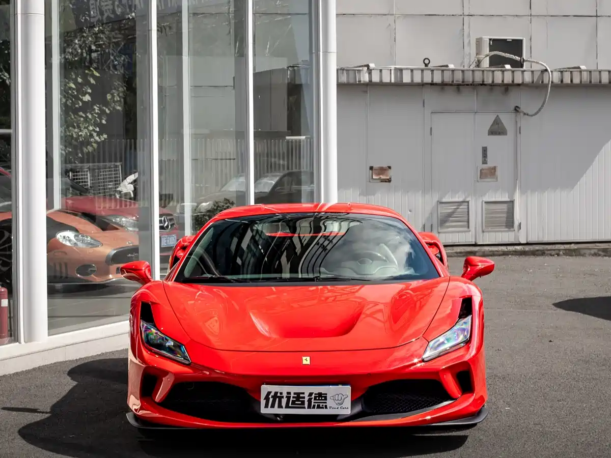 Ferrari F8 2021 2019 Tributo 3.9T V8