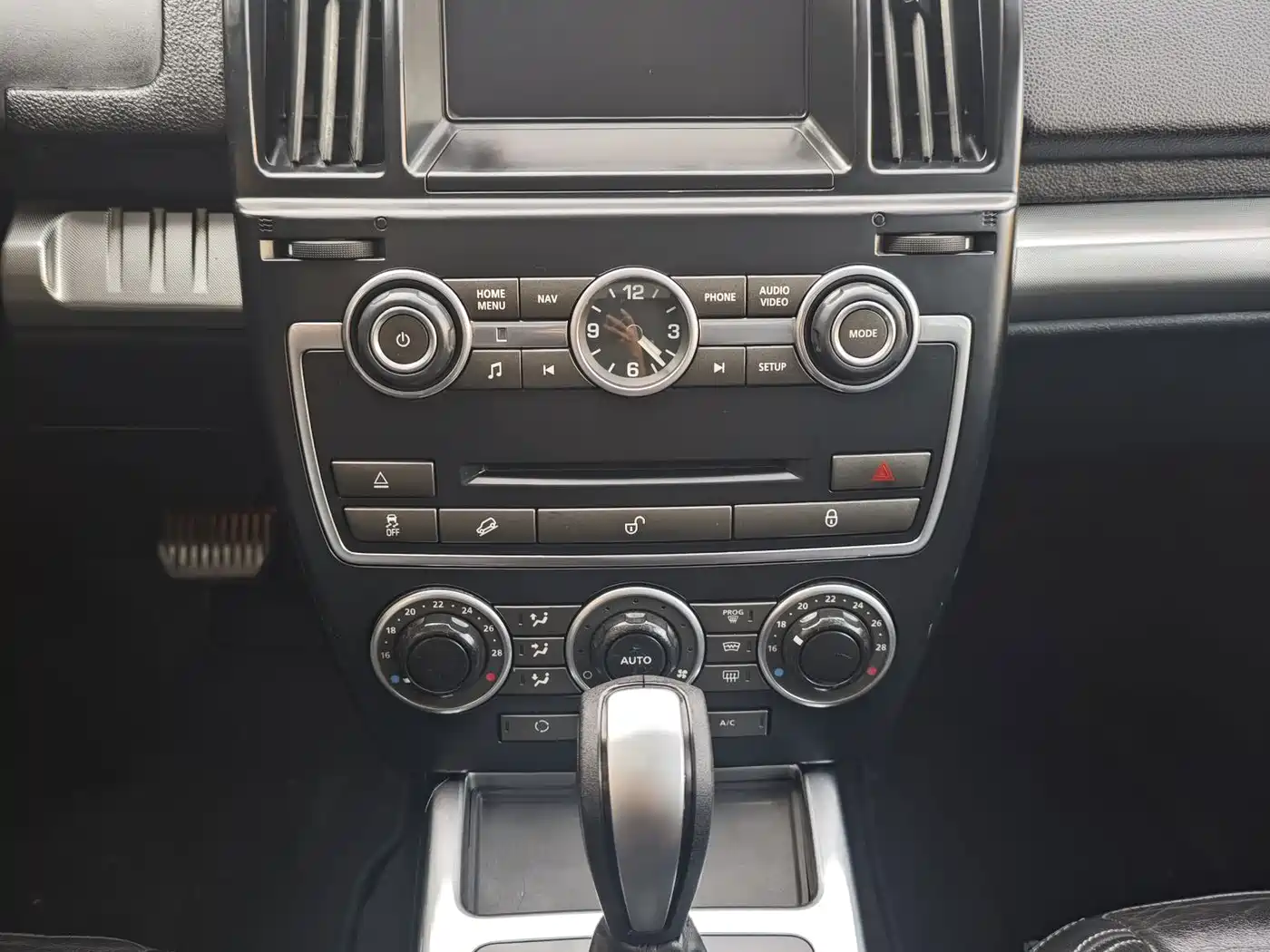Photo 8 - Land Rover Freelander 2