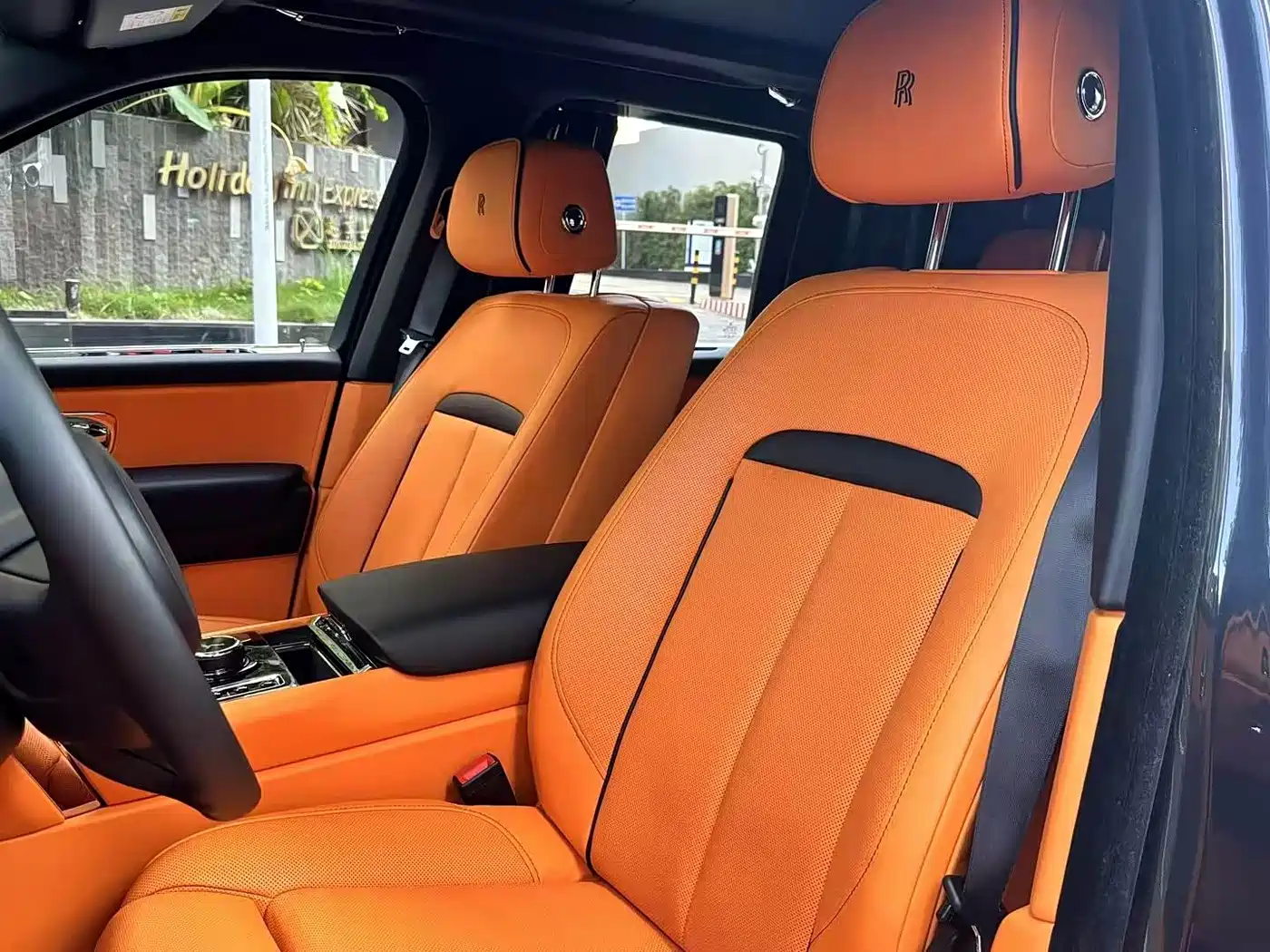 Rolls-Royce Cullinan 2021 2018 4-Seater Version