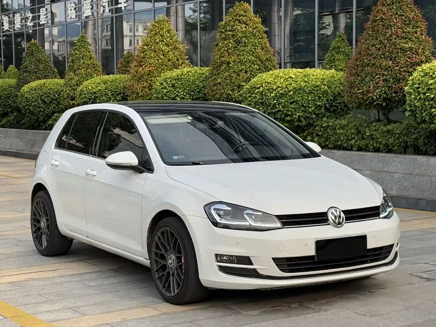 Volkswagen Golf 2014 1.4TSI Automatic Luxury фото 3