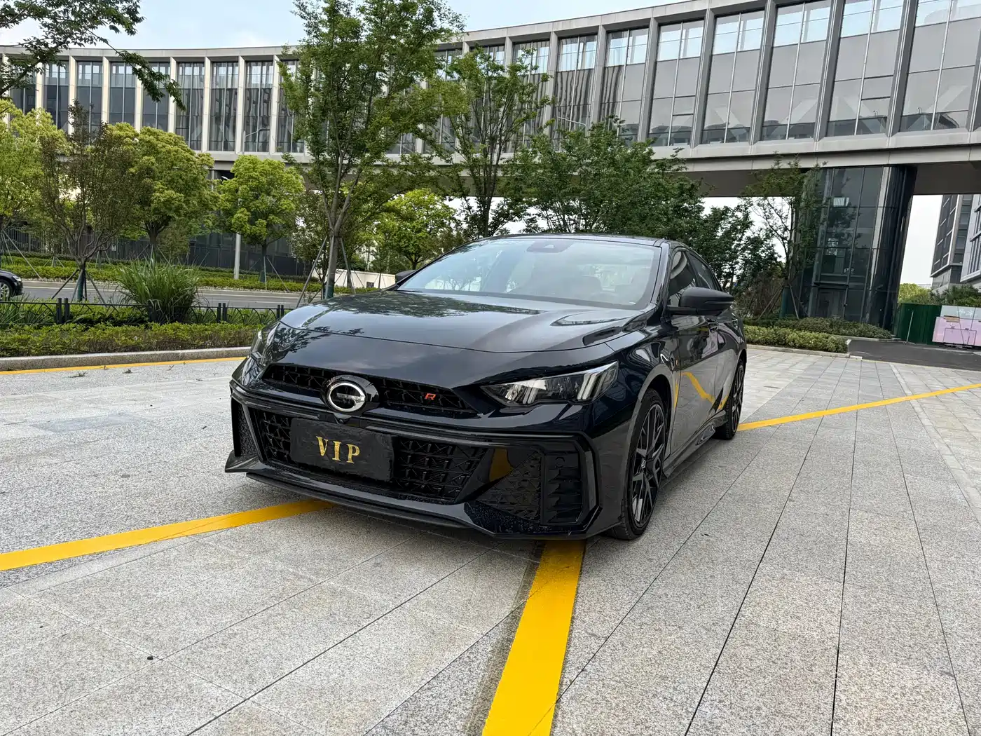 GAC Trumpchi Trumpchi Emkoo 2024 Model 400T Auto Shadow Leopard R PRO Edition