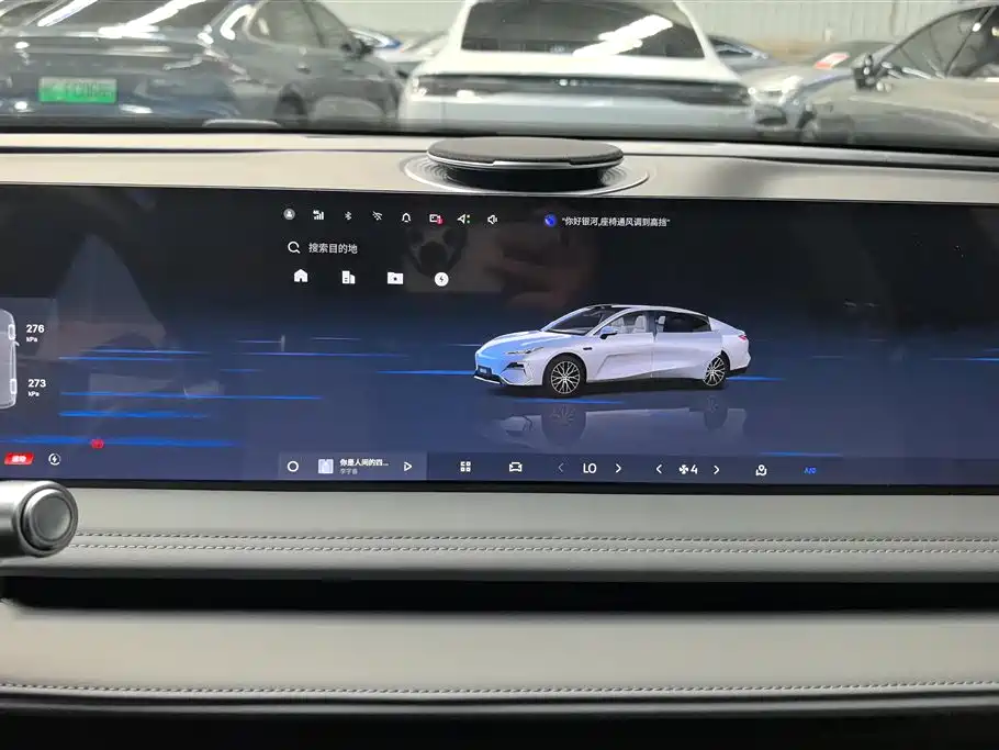 Geely Galaxy Galaxy E8 2025 575km Voyage Smart Drive Edition фото 13