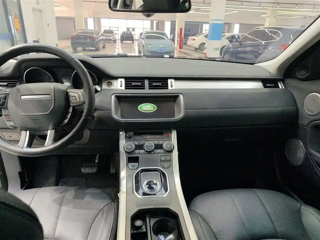 Фото 19 - Land Rover Range Rover Evoque