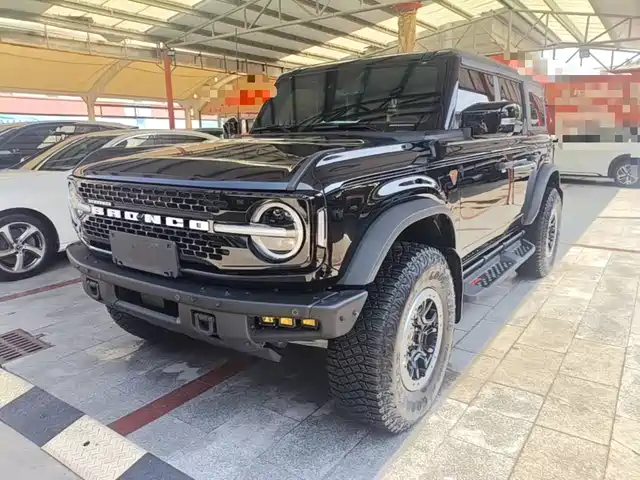 Ford Bronco 2024