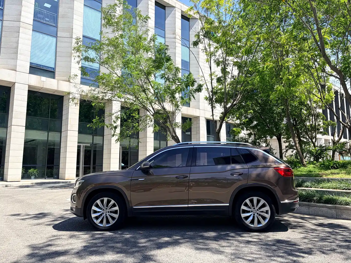 Фото 3 - Volkswagen Tayron