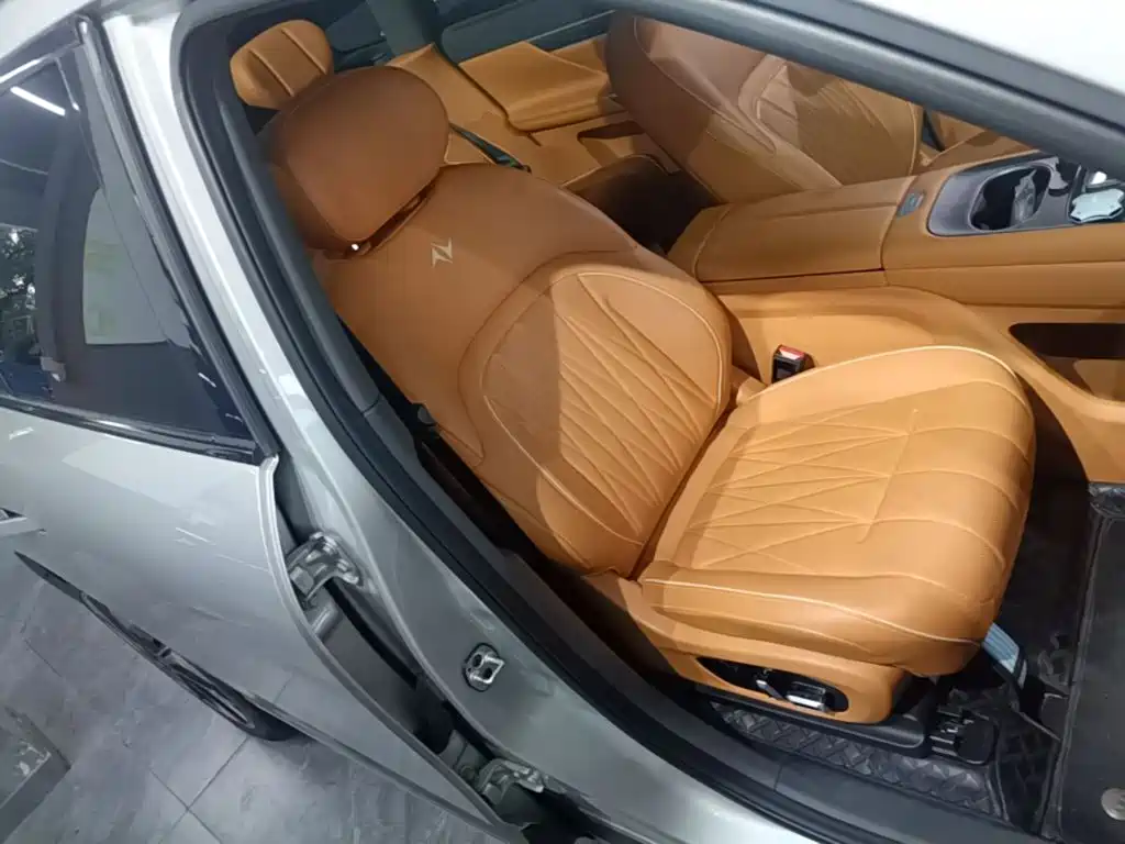 Dongfeng Yipai eπ008 2025 2025 636Ultra Pure Electric 5-Seater