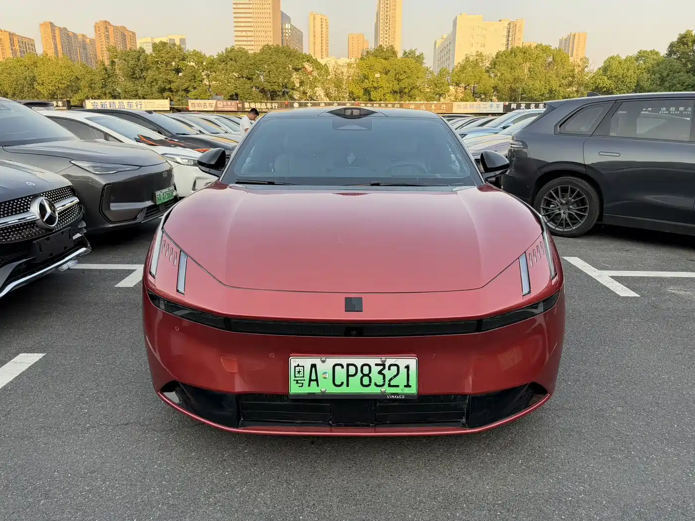 2024 Lynk & Co Z10