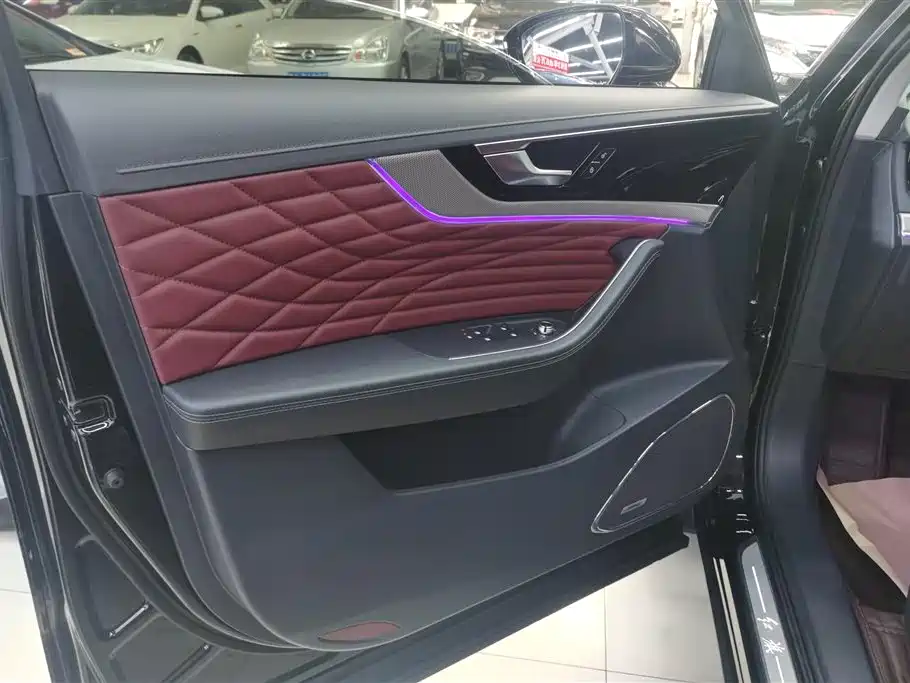 Hongqi HS5 2022 2.0T Smart Connect Flagship AWD Edition фото 7